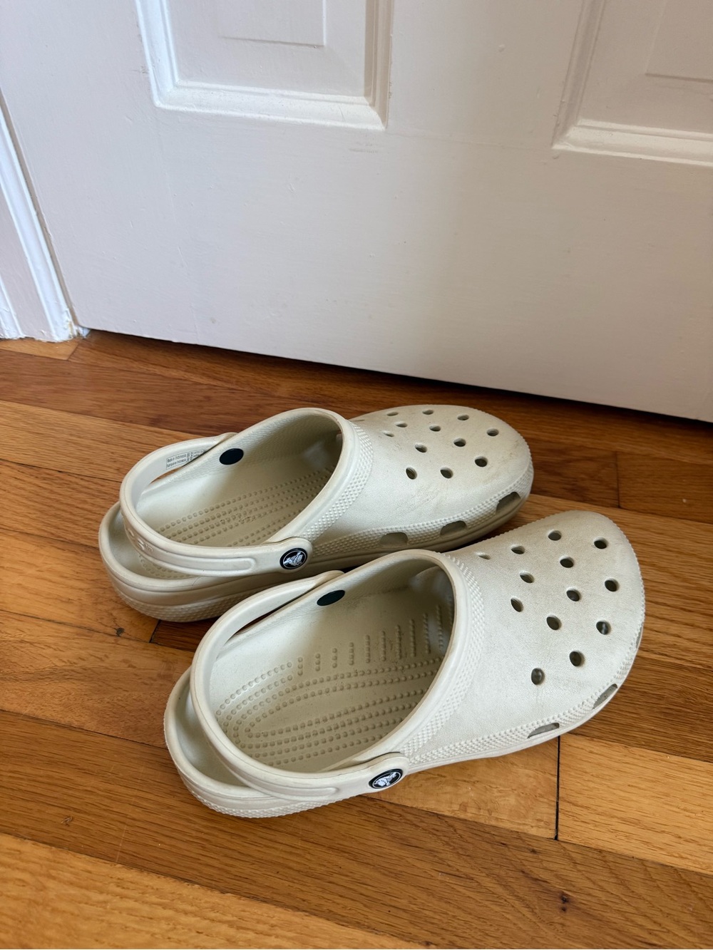 Women’s Crocs size 10 in Bone